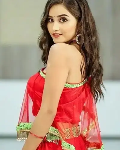 Escort In Vanur
